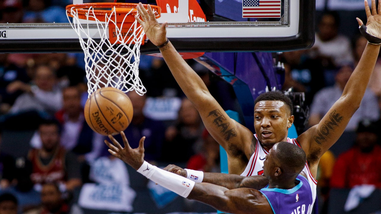 Hornets rookie Washington nets 27 in 126-125 win over Bulls